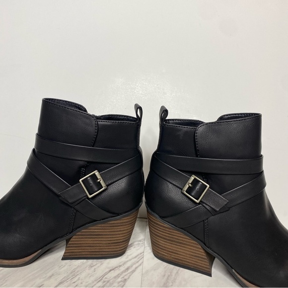 Korks Kork Ease Heidi Black Stacked Heel Bootie 8 1/2 M - Picture 8 of 15